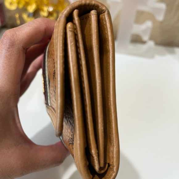MCM COGNAC VISETOS LONG TRIFOLD WALLET - Picture 8 of 16